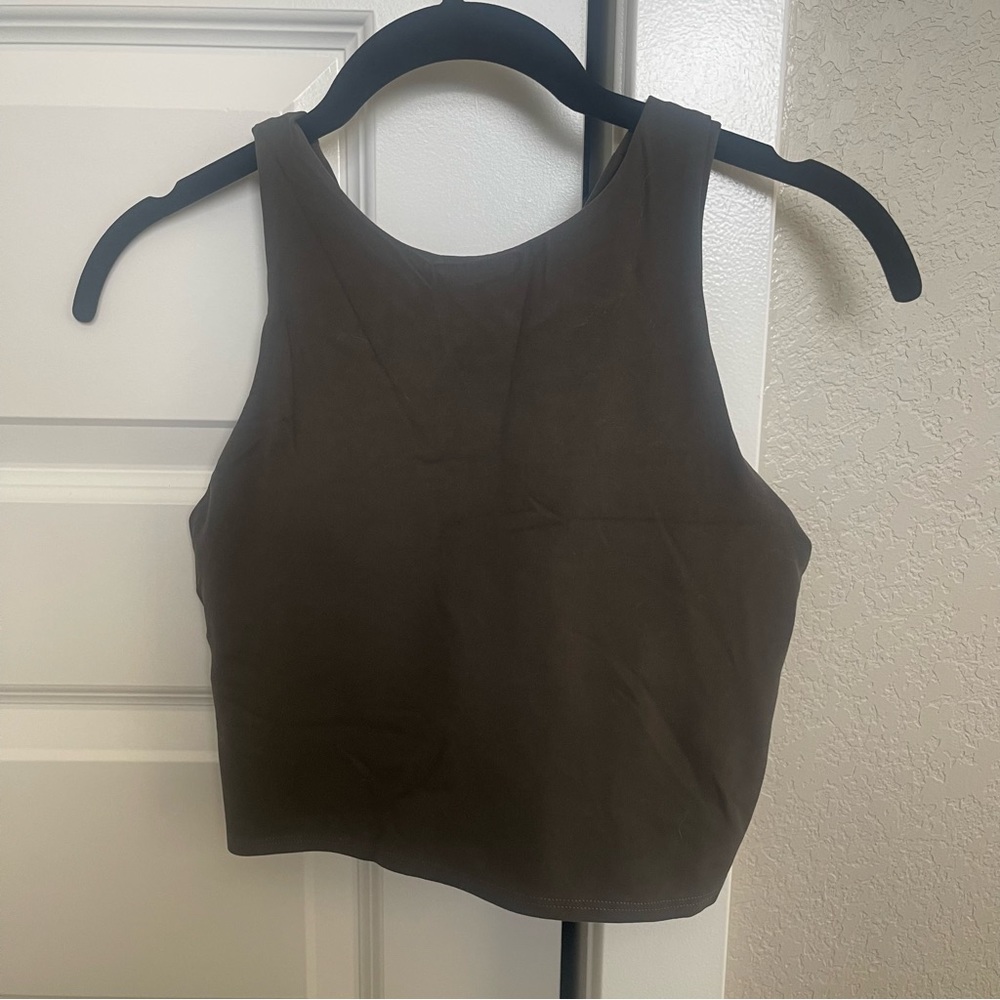 Conscious Crop in Powervita Size S Arbor Olive